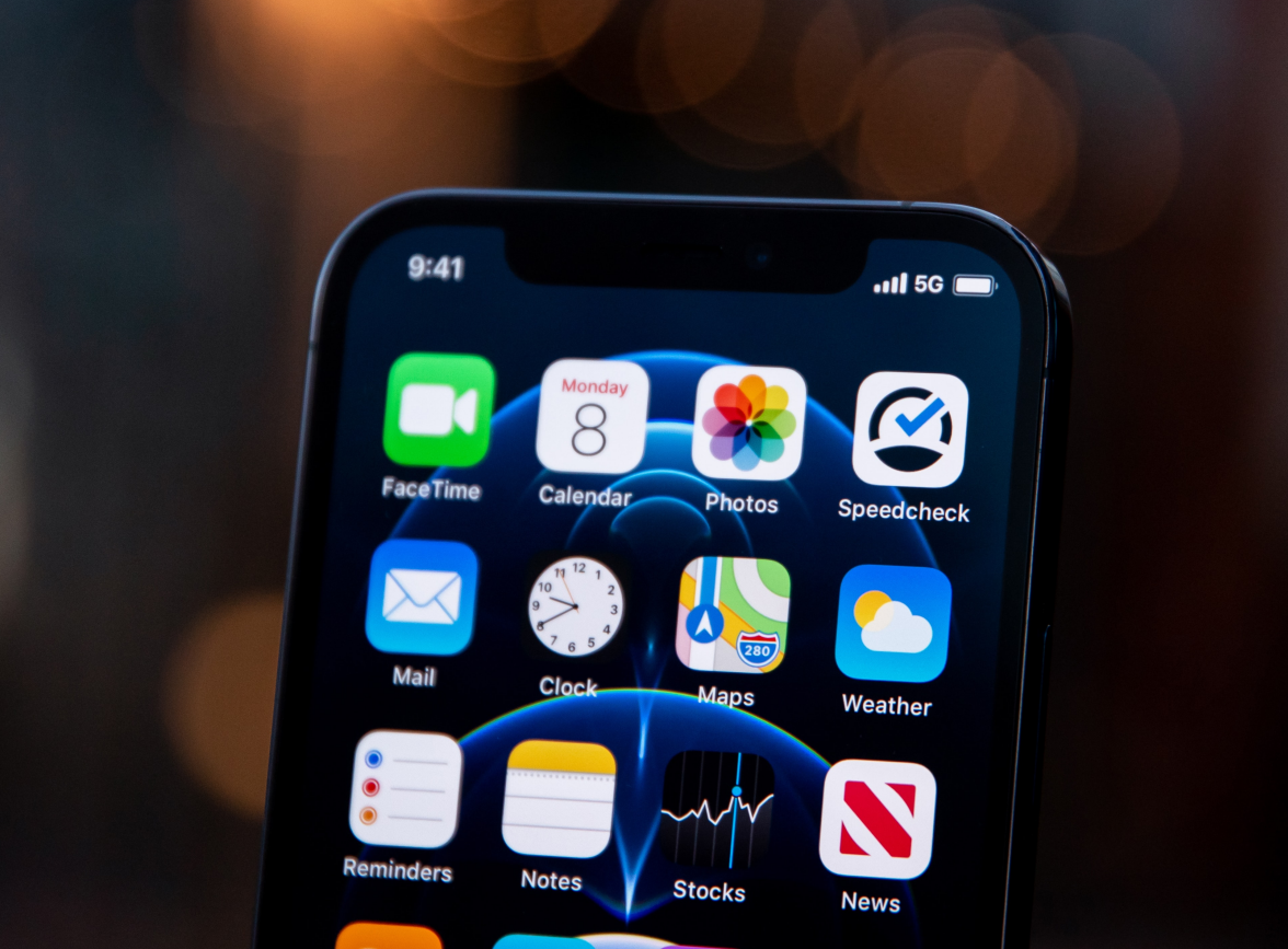新抚苹果手机维修分享为什么 iPhone 12 在冬季会自动关机 